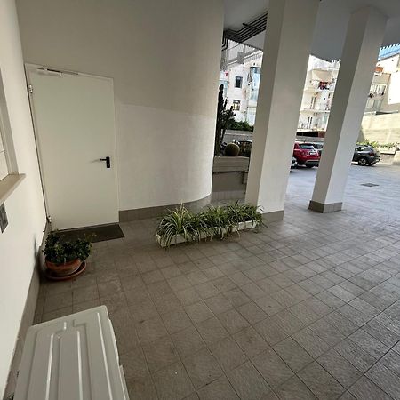 Central Modern Studio Bari Appartement Buitenkant foto